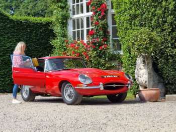 Used Jaguar E-Type 1965 for sale - 75416170: Photo