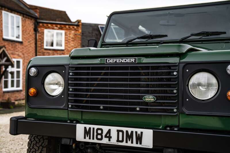 Used Land Rover Defender 1995 for sale - 77784830: Photo 23