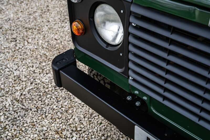 Used Land Rover Defender 1995 for sale - 77784830: Photo 24