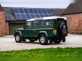 Used Land Rover Defender 1995 for sale - 77784830: Photo
