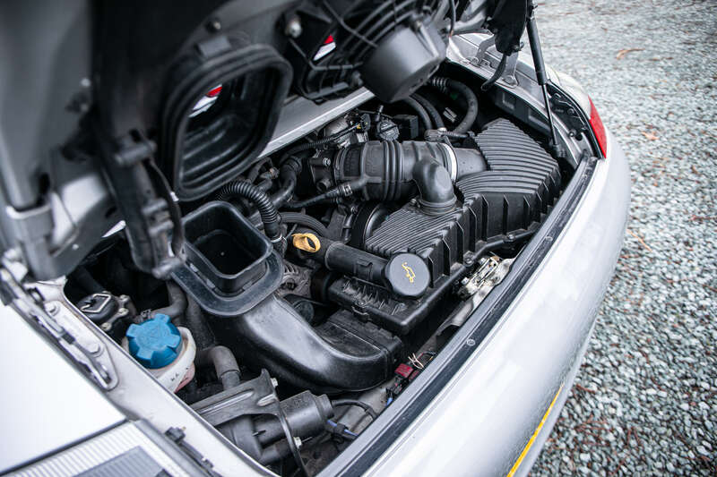 Used Porsche 911 2004 for sale - 77280103: Photo 13