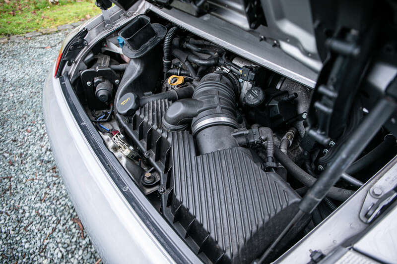 Used Porsche 911 2004 for sale - 77280103: Photo 14