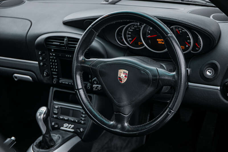 Used Porsche 911 2004 for sale - 77280103: Photo 19