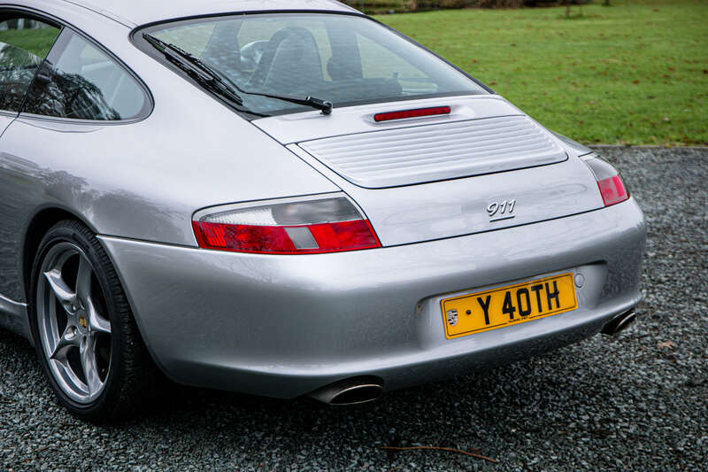 Used Porsche 911 2004 for sale - 77280103: Photo 9