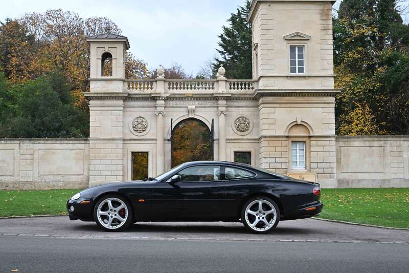 Used Jaguar XK8 2002 for sale - 76486013: Photo 19