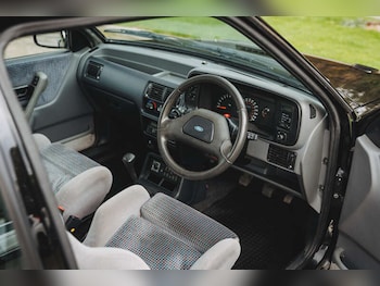 Used Ford Escort for sale - 76307952: Photo 2