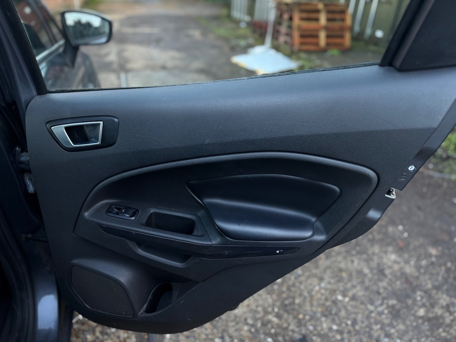 Used Ford Ecosport 2015 for sale - 77210069: Photo 23