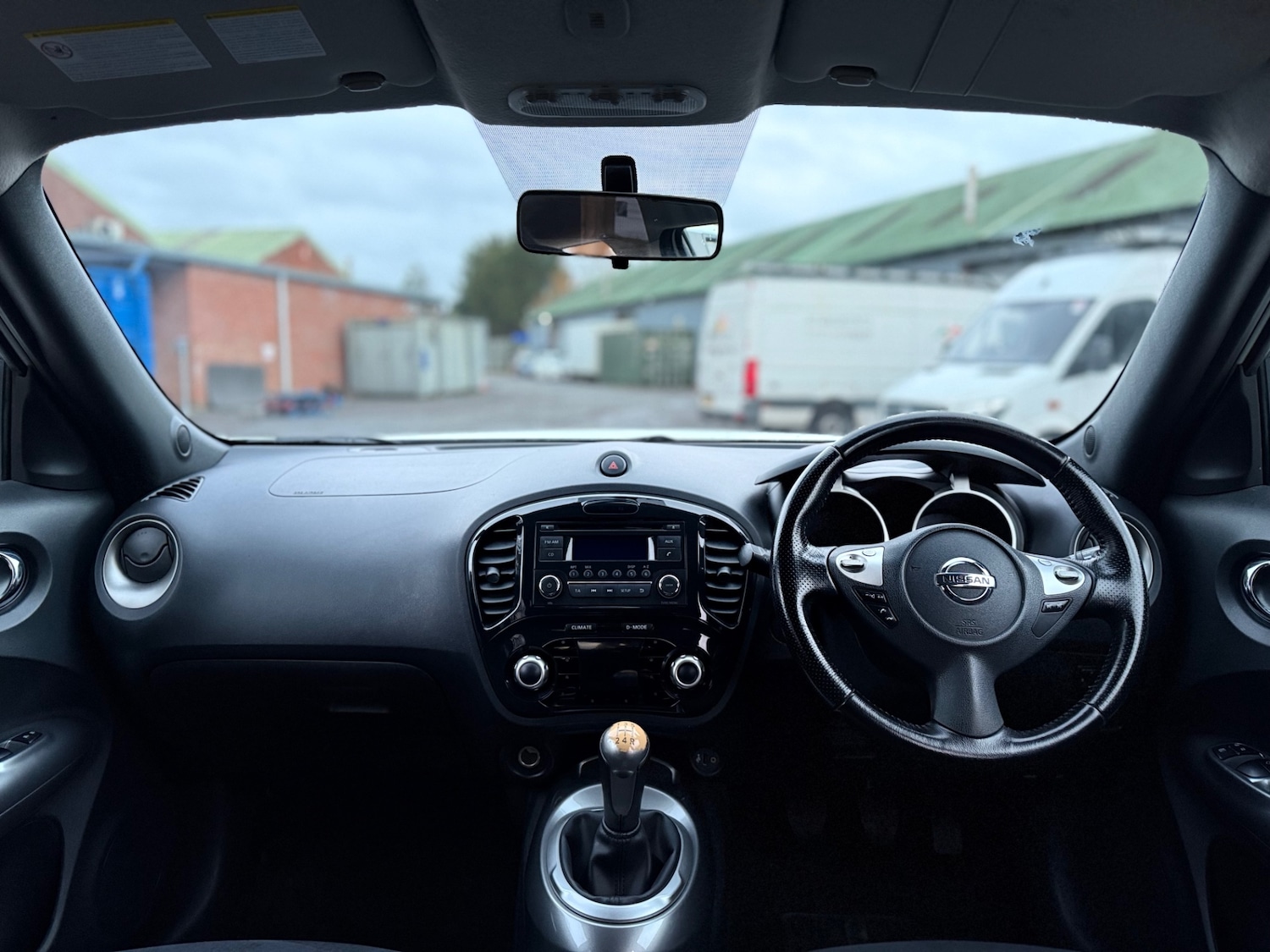 Used Nissan Juke 2010 for sale - 77315835: Photo 24