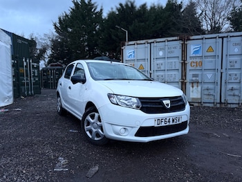 Used Dacia Sandero 2015 for sale - 77311000: Photo