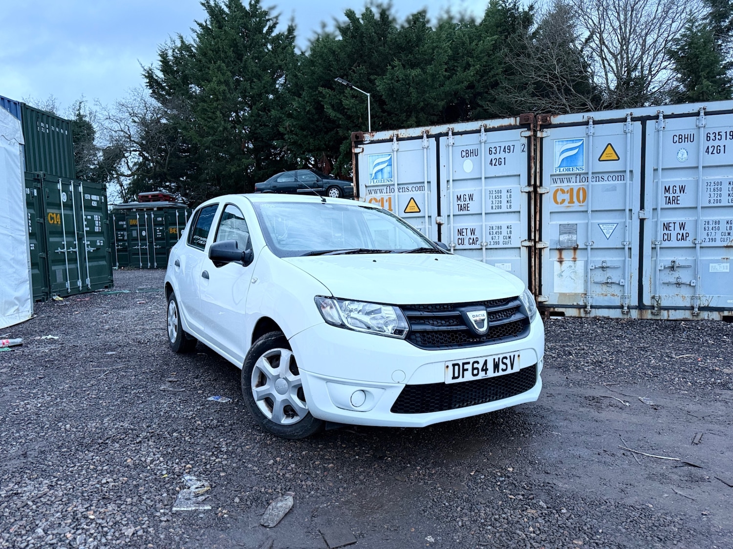Used Dacia Sandero 2015 for sale - 77311000: Photo 2