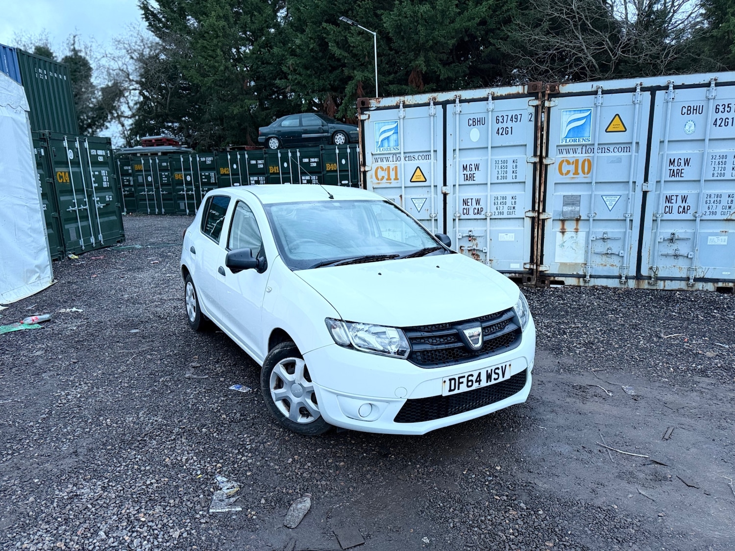 Used Dacia Sandero 2015 for sale - 77311000: Photo 3