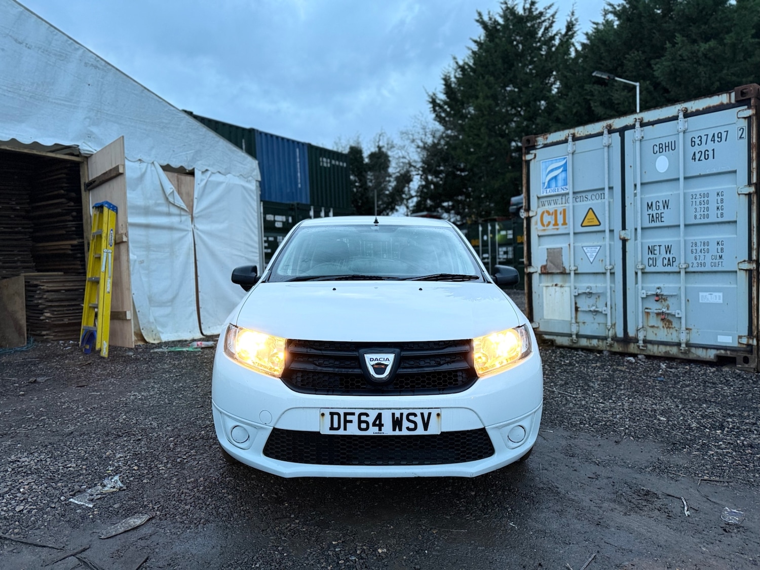 Used Dacia Sandero 2015 for sale - 77311000: Photo 7