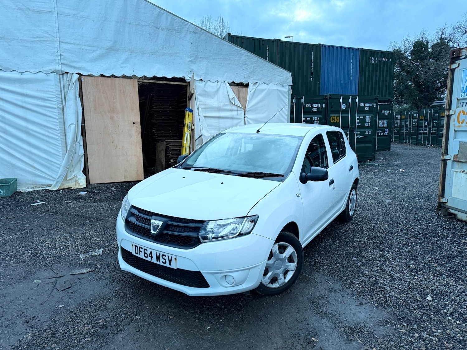 Used Dacia Sandero 2015 for sale - 77311000: Photo 9