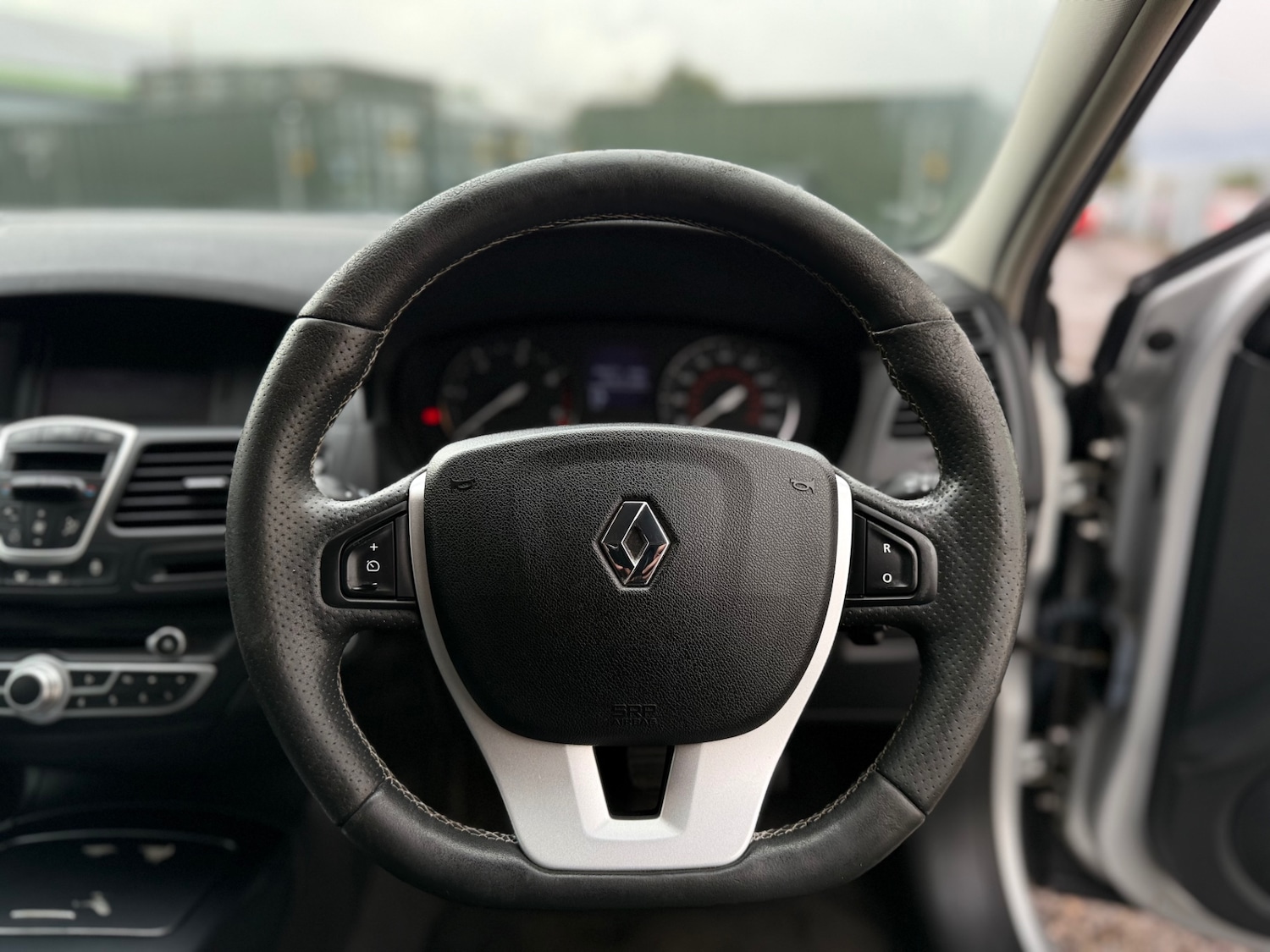 Used Renault Laguna 2010 for sale - 77461400: Photo 14