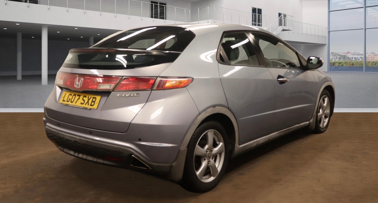 Used Honda Civic 2007 for sale - 77807604: Photo 4