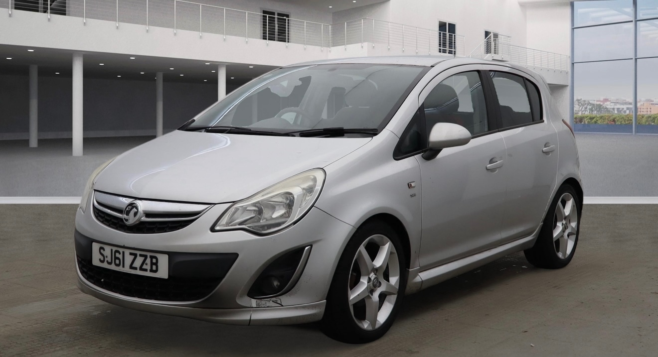 Used Vauxhall Corsa 2011 for sale - 77311324: Photo 2