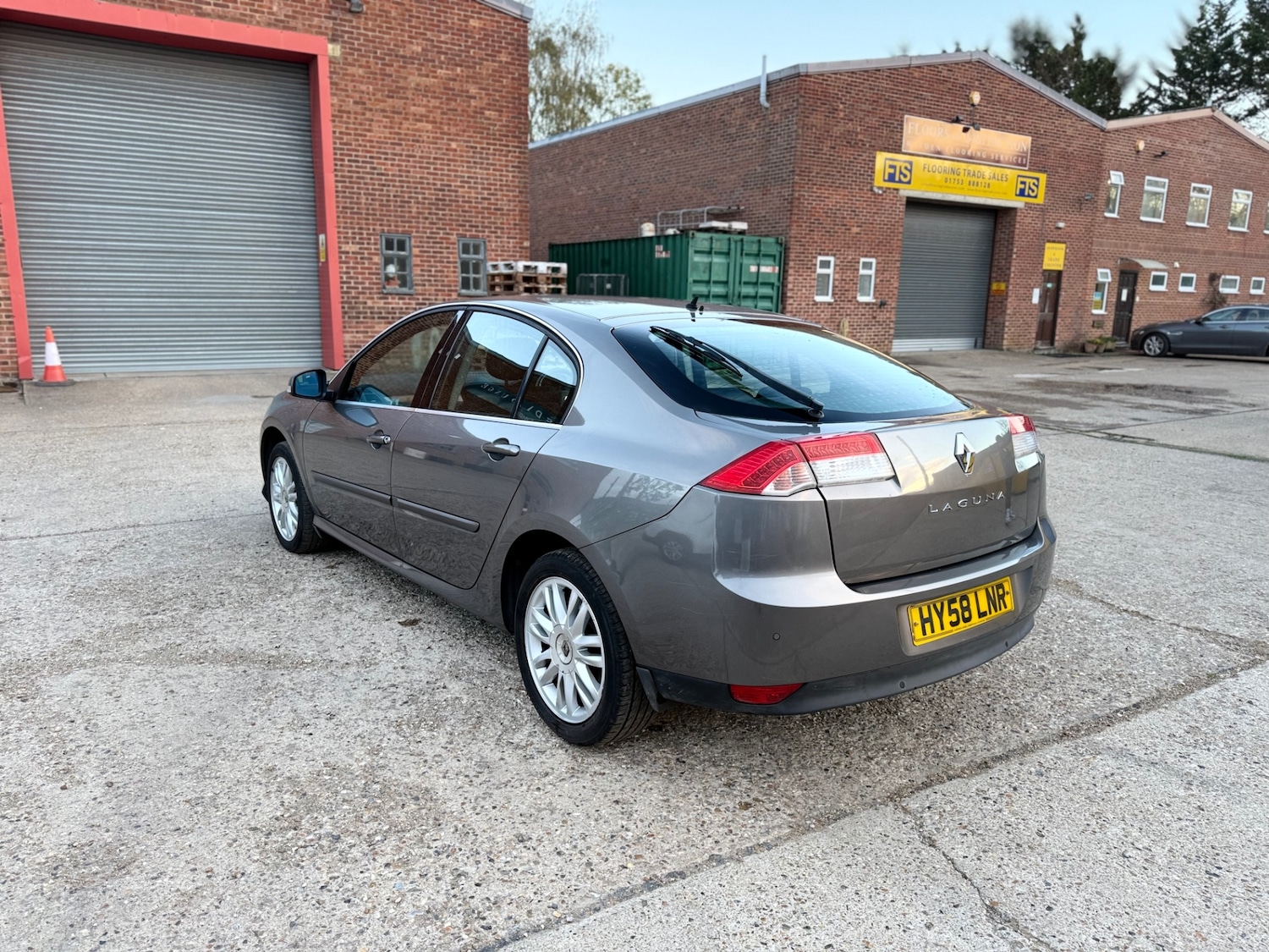 Used Renault Laguna 2008 for sale - 77311140: Photo 12