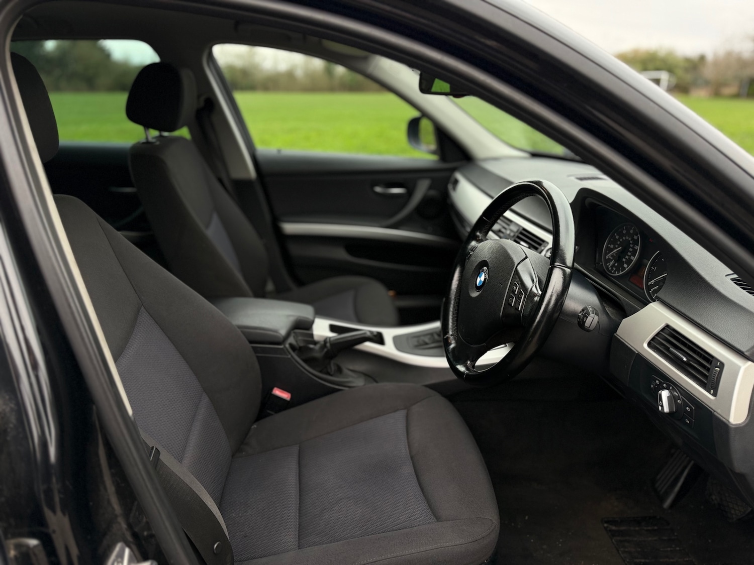 Used BMW 3 Series 2010 for sale - 77641630: Photo 14