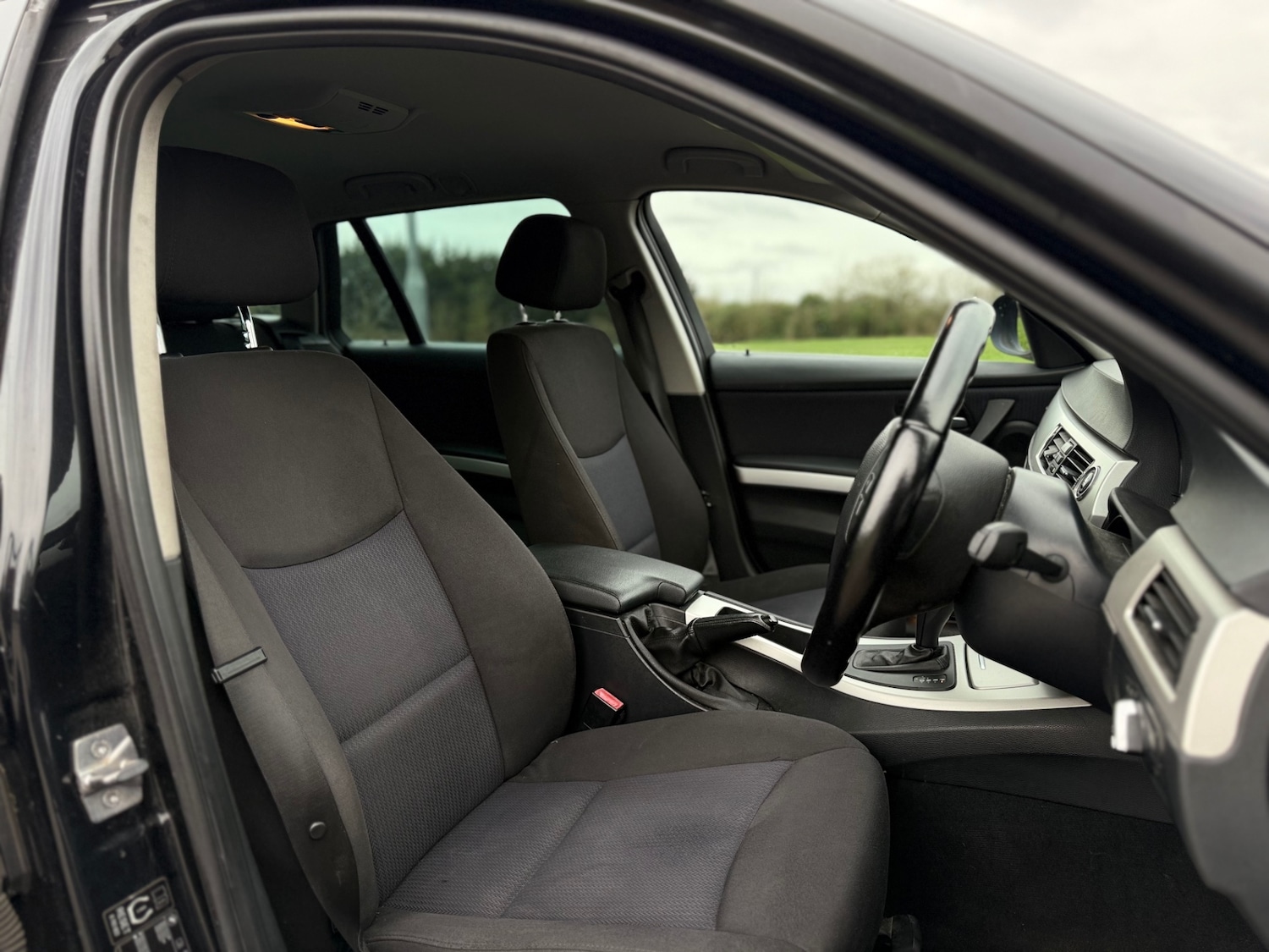 Used BMW 3 Series 2010 for sale - 77641630: Photo 15