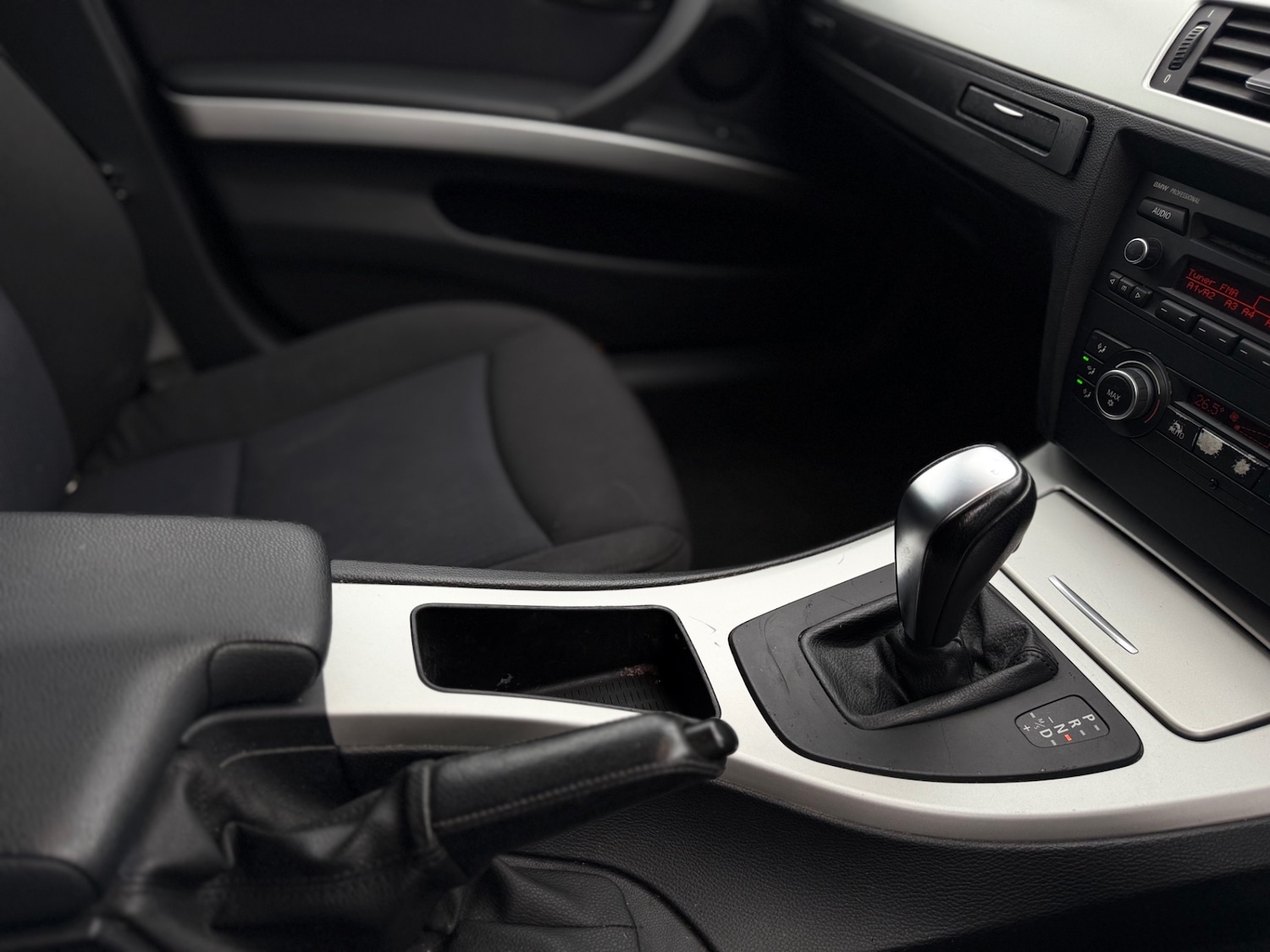 Used BMW 3 Series 2010 for sale - 77641630: Photo 21