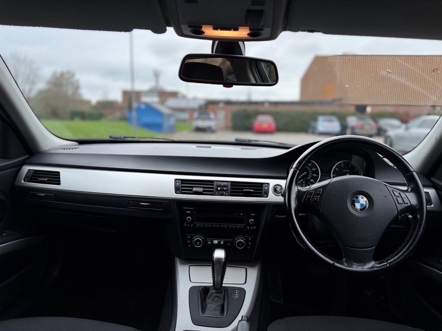 Used BMW 3 Series 2010 for sale - 77641630: Photo 23