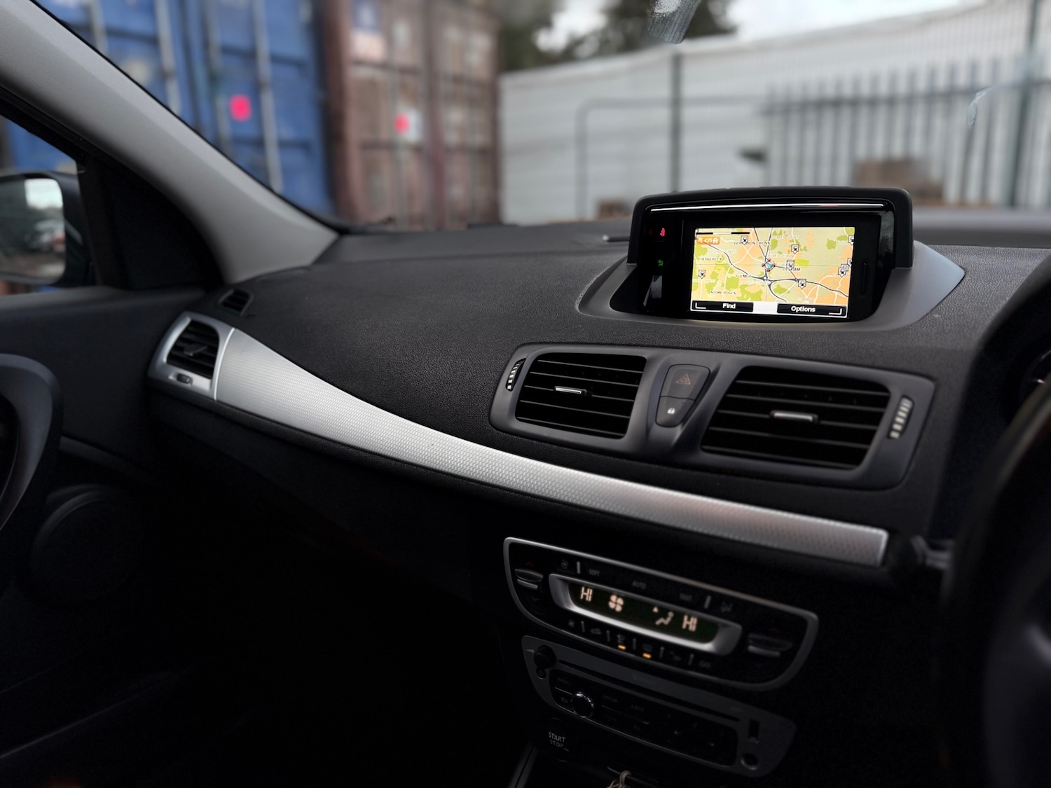 Used Renault Megane 2014 for sale - 77311307: Photo 18