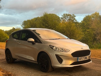 Used Ford Fiesta 2017 for sale - 79594185: Photo