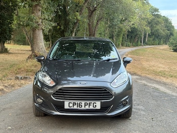 Used Ford Fiesta 2016 for sale - 79543833: Photo