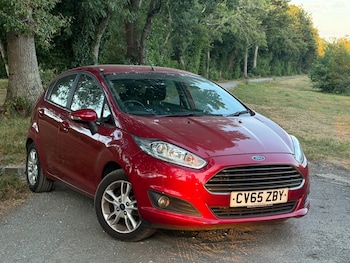 Used Ford Fiesta 2015 for sale - 79349641: Photo