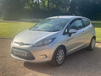 Used Ford Fiesta 2010 for sale - 79130841: Photo