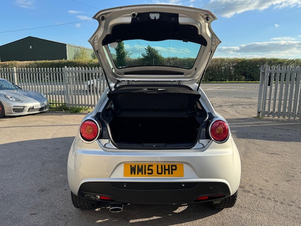 Used Alfa Romeo MiTo 2015 for sale - 76059707: Photo 10