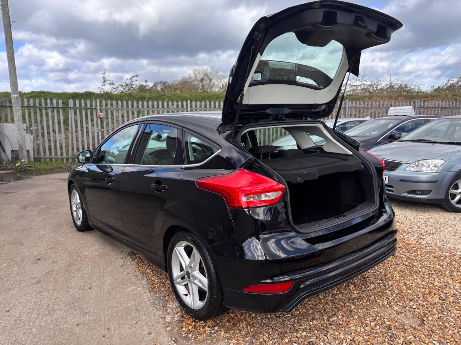 Used Ford Focus 2015 for sale - 78019152: Photo 4