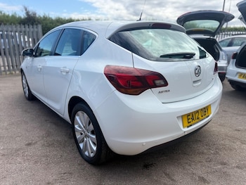 Used Vauxhall Astra 2012 for sale - 79373436: Photo