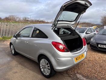 Used Vauxhall Corsa 2014 for sale - 77564699: Photo