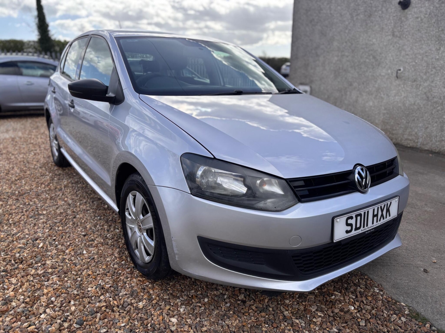Used Volkswagen Polo 2011 for sale - 78047936: Photo 1