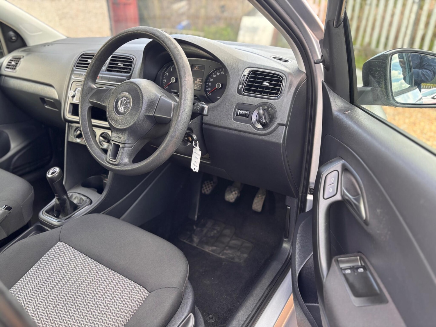 Used Volkswagen Polo 2011 for sale - 78047936: Photo 11