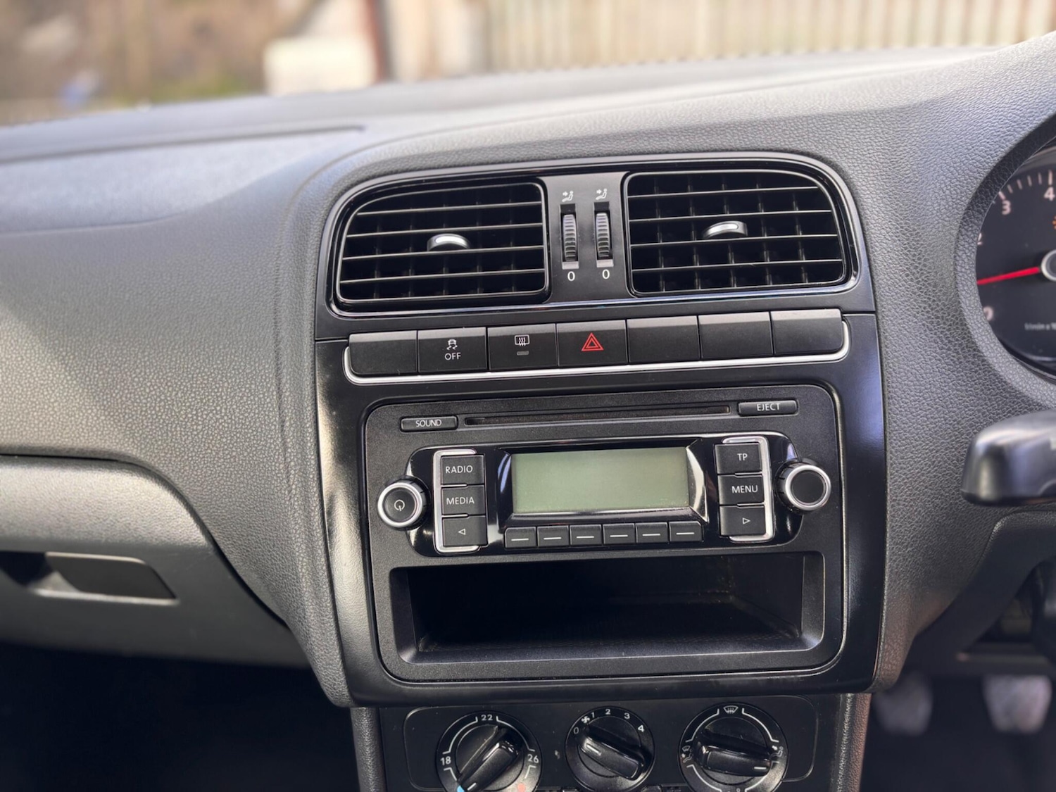 Used Volkswagen Polo 2011 for sale - 78047936: Photo 18