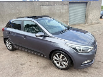 Used Hyundai i20 2017 for sale - 78901940: Photo