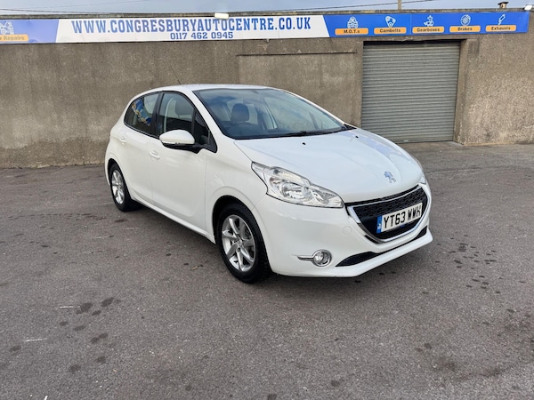 Used Peugeot 208 2013 for sale - 76247397: Photo 1