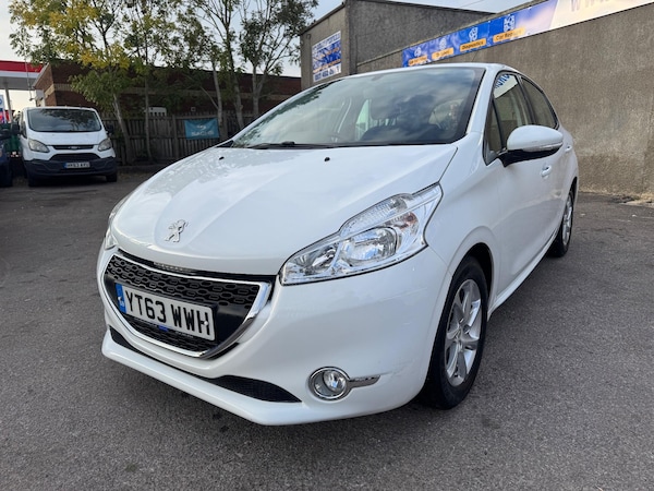 Used Peugeot 208 2013 for sale - 76247397: Photo 7