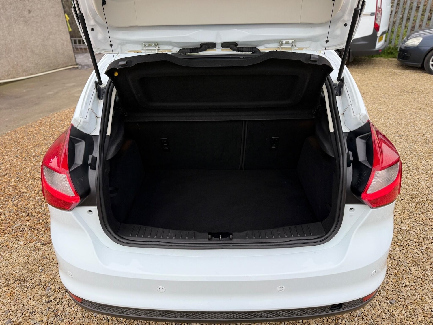 Used Ford Focus 2014 for sale - 77040605: Photo 23