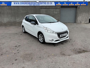 Peugeot - 208