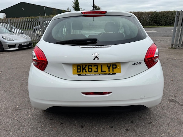 Used Peugeot 208 2013 for sale - 76239615: Photo 5