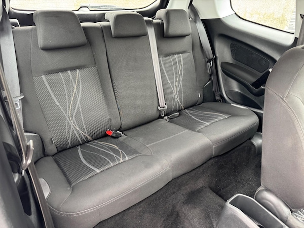 Used Peugeot 208 2013 for sale - 76239615: Photo 8