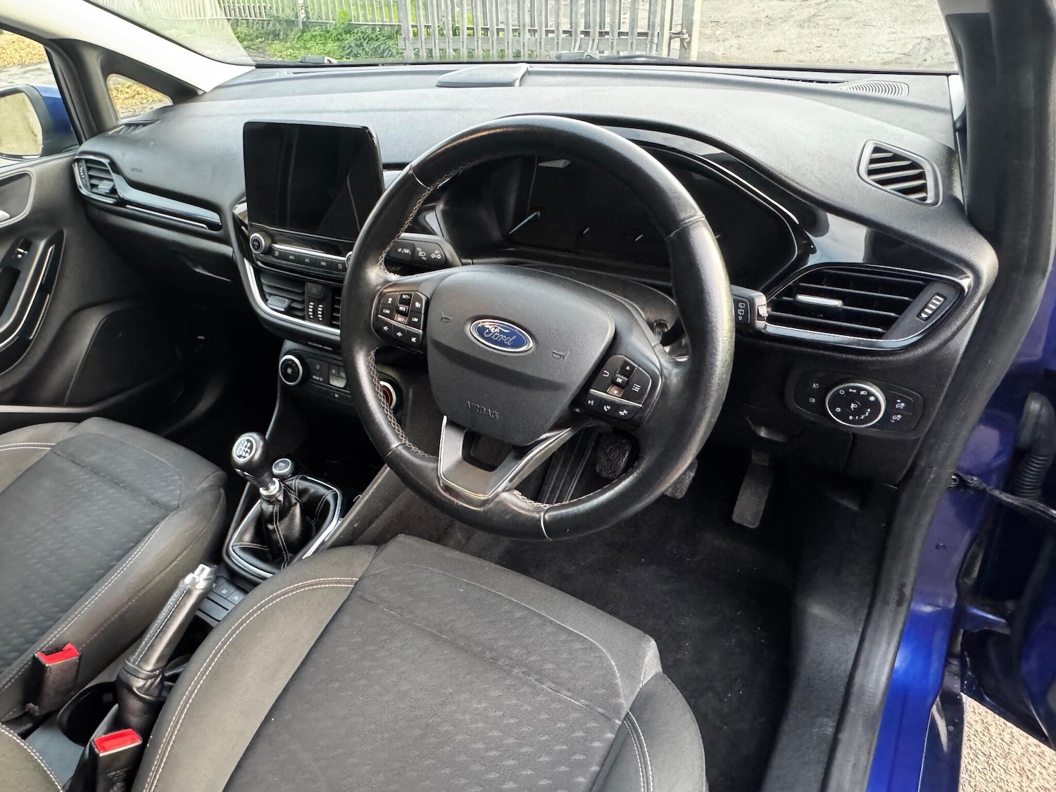 Used Ford Fiesta 2017 for sale - 76607996: Photo 12