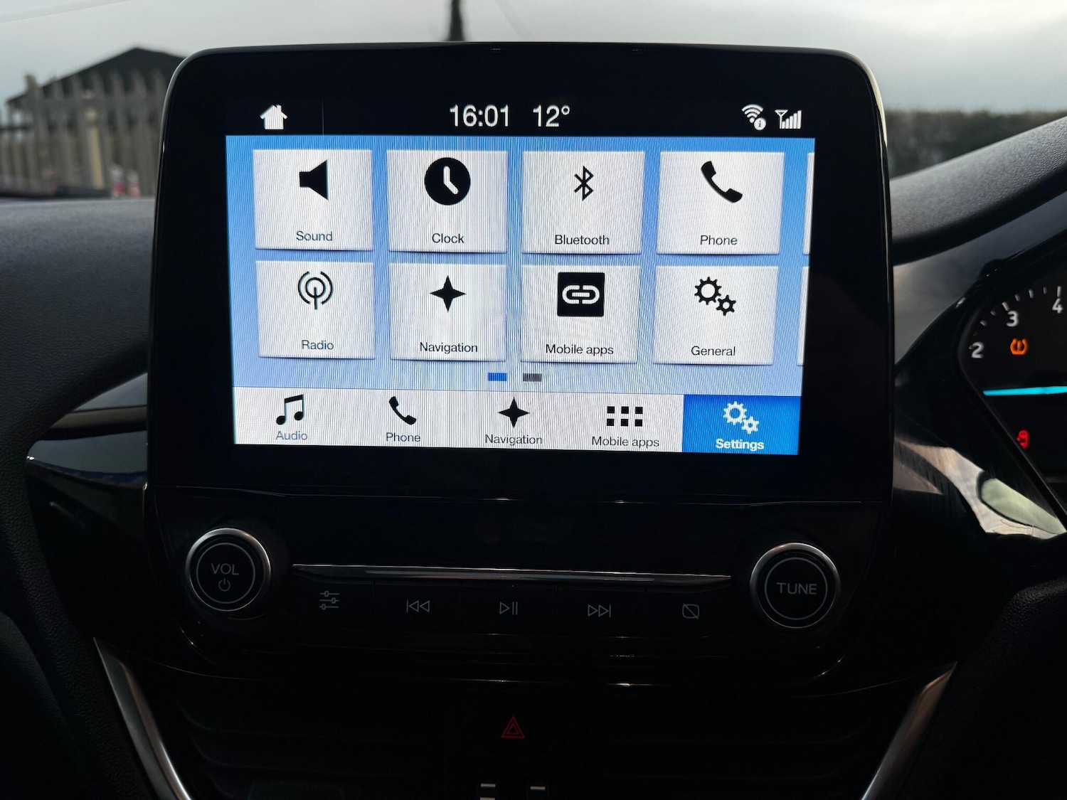 Used Ford Fiesta 2017 for sale - 76607996: Photo 30