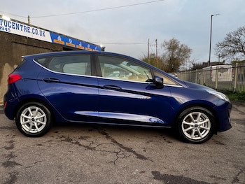 Used Ford Fiesta 2017 for sale - 76607996: Photo