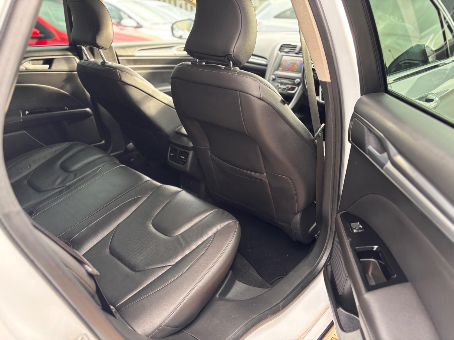 Used Ford Mondeo 2015 for sale - 78057819: Photo 18