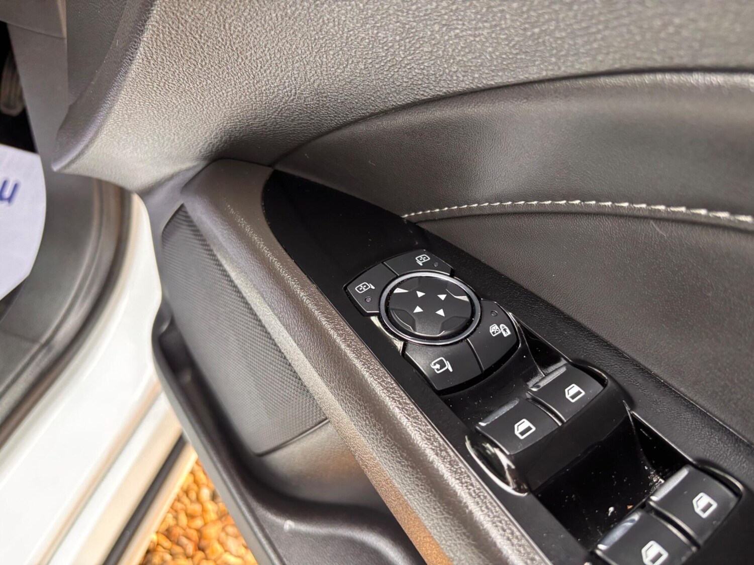 Used Ford Mondeo 2015 for sale - 78057819: Photo 20