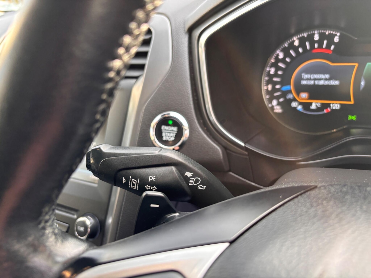 Used Ford Mondeo 2015 for sale - 78057819: Photo 23